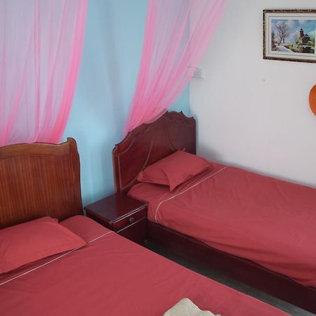 Mauri Holidays 'Budgeted Apartment' La Gaulette Chambre photo